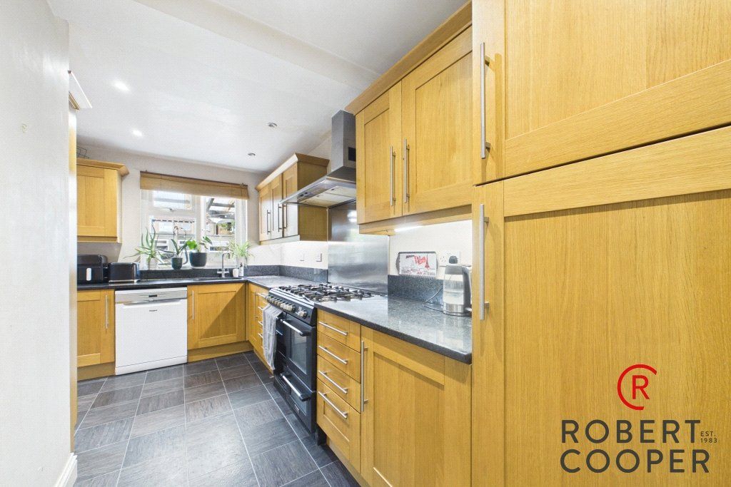 Property photo 3 of 11 Picture No. 06