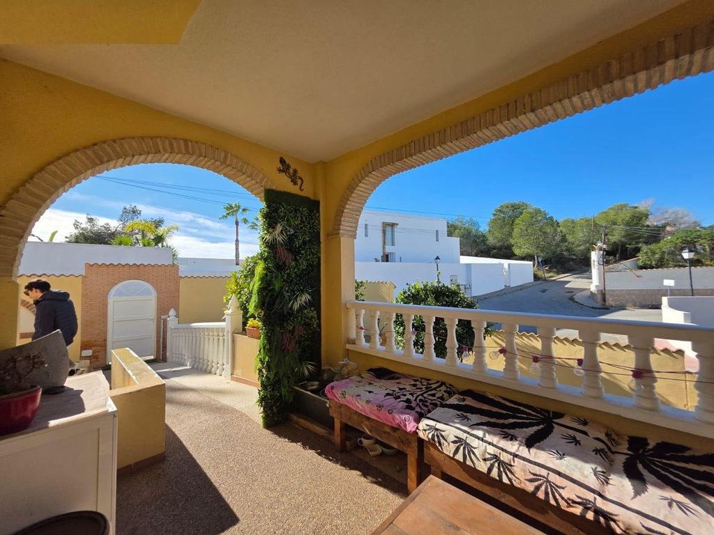 Property photo 1 of 50