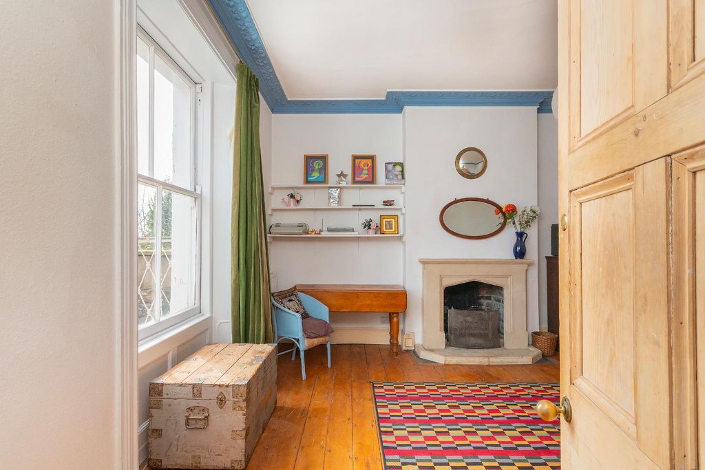 Property photo 1 of 30 2F6Rmr - Reception Room J.Jpg