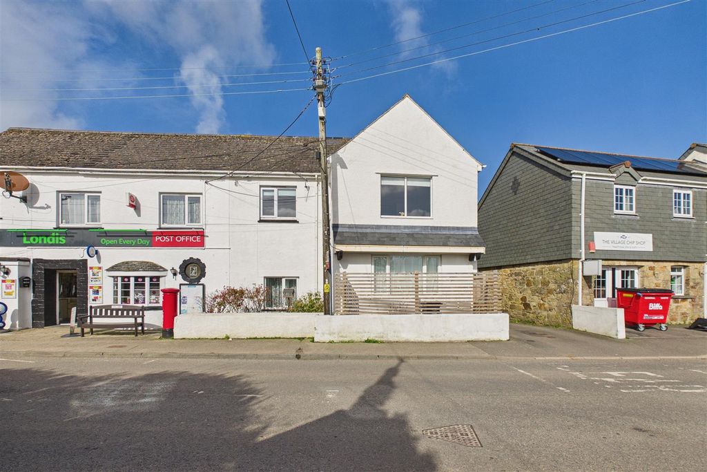 Property photo 1 of 17 Bell House