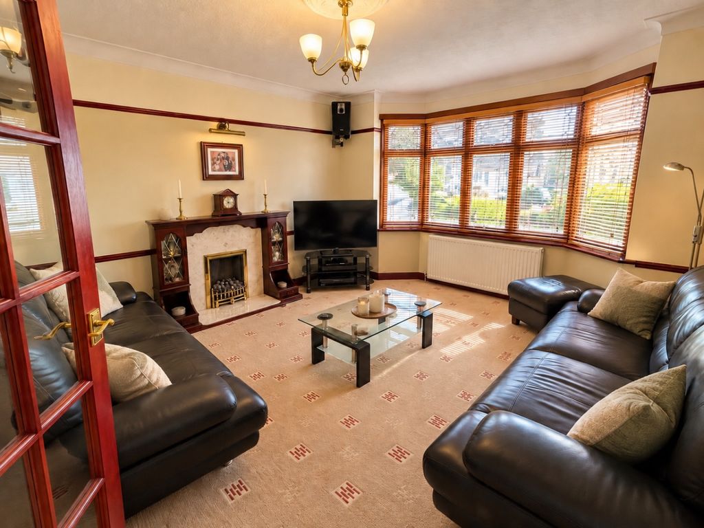 Property photo 2 of 14 5696813