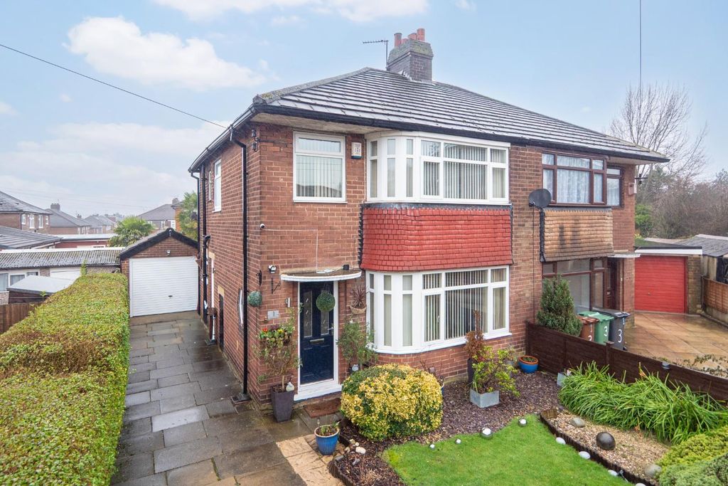 Property photo 1 of 29 Front View