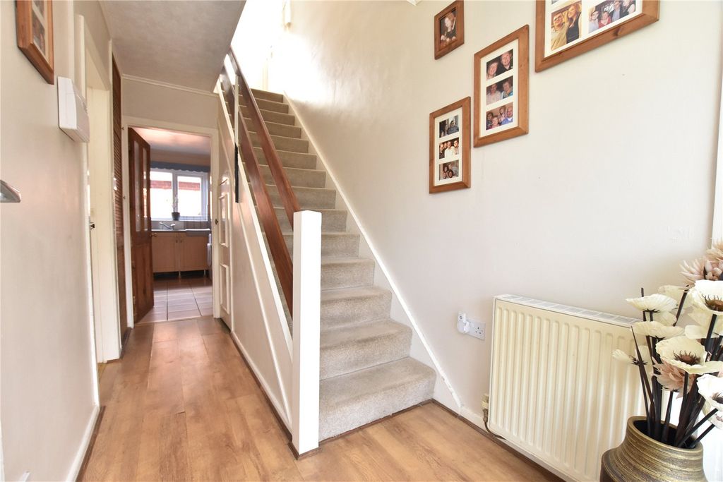 Property photo 3 of 25 Picture No. 24
