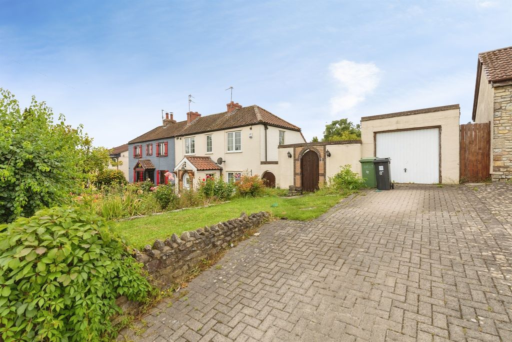 Property photo 2 of 15