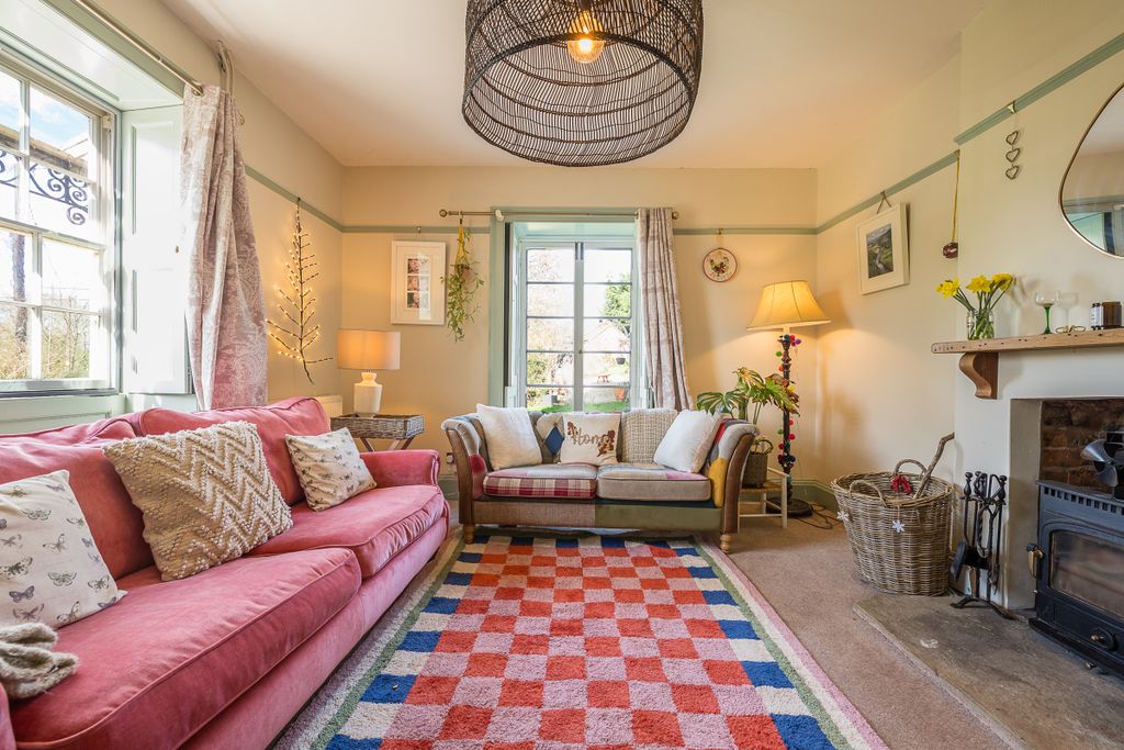 Property photo 2 of 30 Grove Farm-33