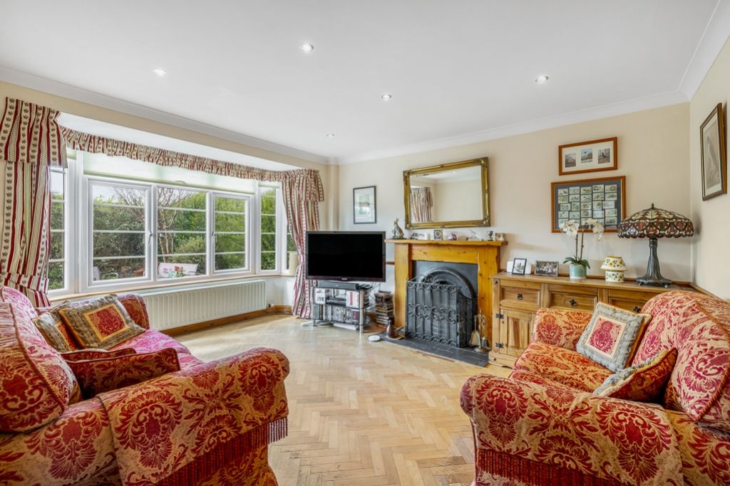 Property photo 2 of 21 West View (Donington)-12