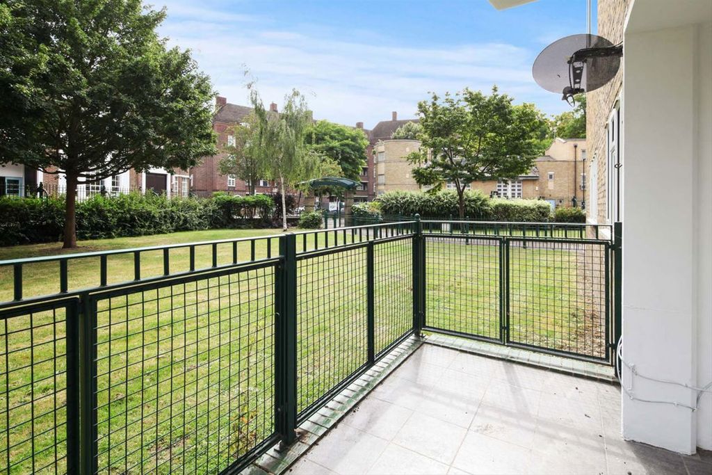 Property photo 2 of 7