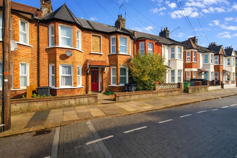 Property photo 1 of 18 Photo 14