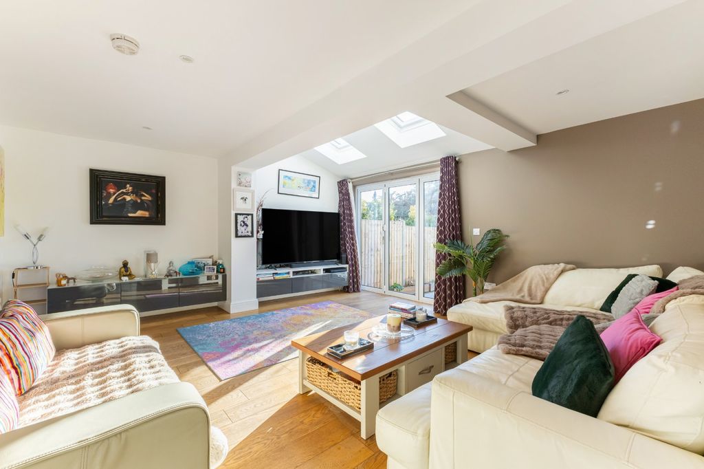 Property photo 2 of 9 Picture No. 03