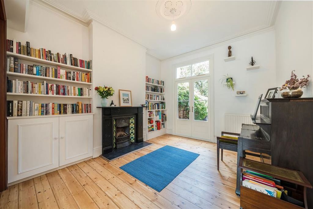 Property photo 3 of 10