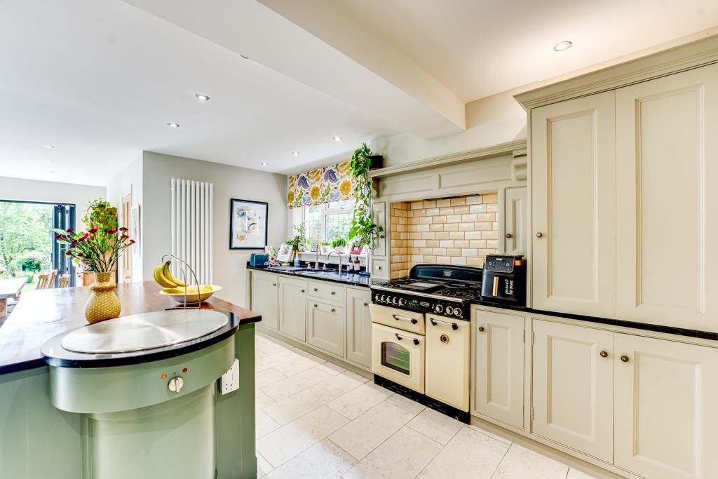 Additional image 12 of 5 bed detached house for saleNorthampton Road, Kettering NN15