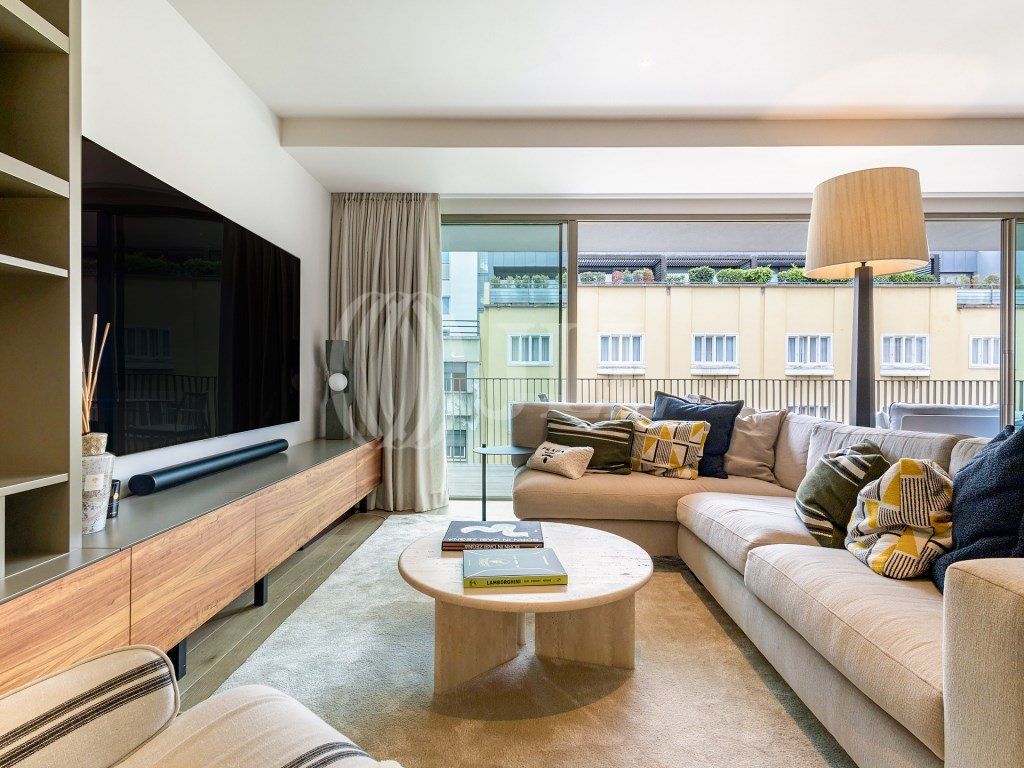 Property photo 1 of 31 2-Bedroom Apartment Next To Avenida Da Liberdade, Lisbon