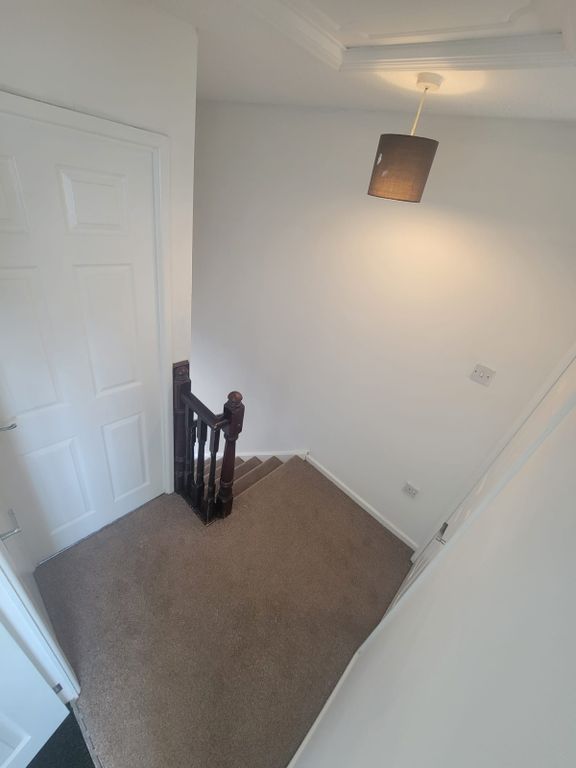 Property photo 3 of 11 Gallery