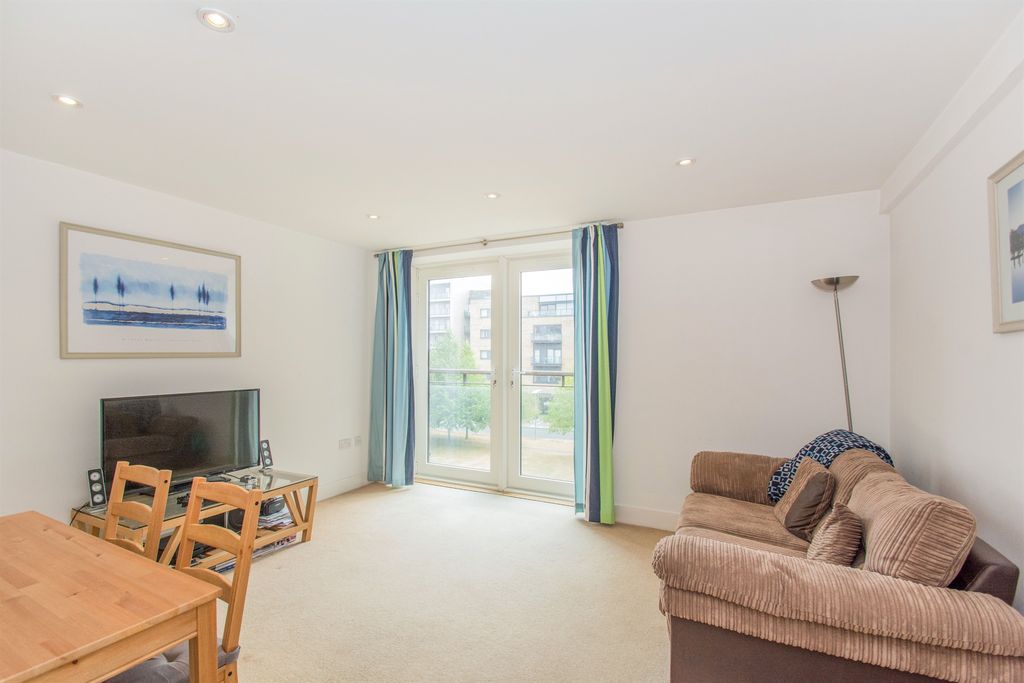 Property photo 3 of 8 Image