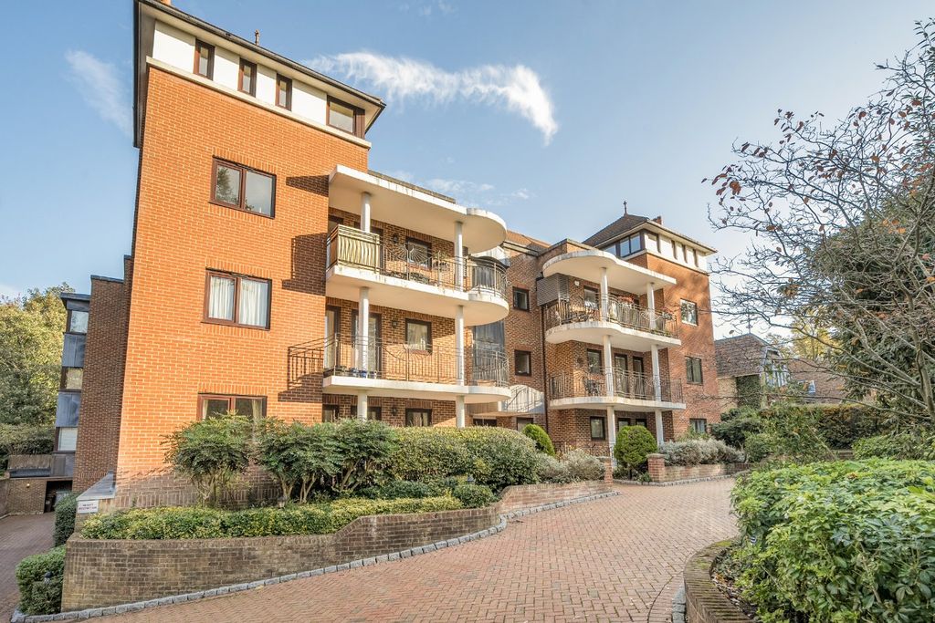 Property photo 1 of 12 Picture No. 20