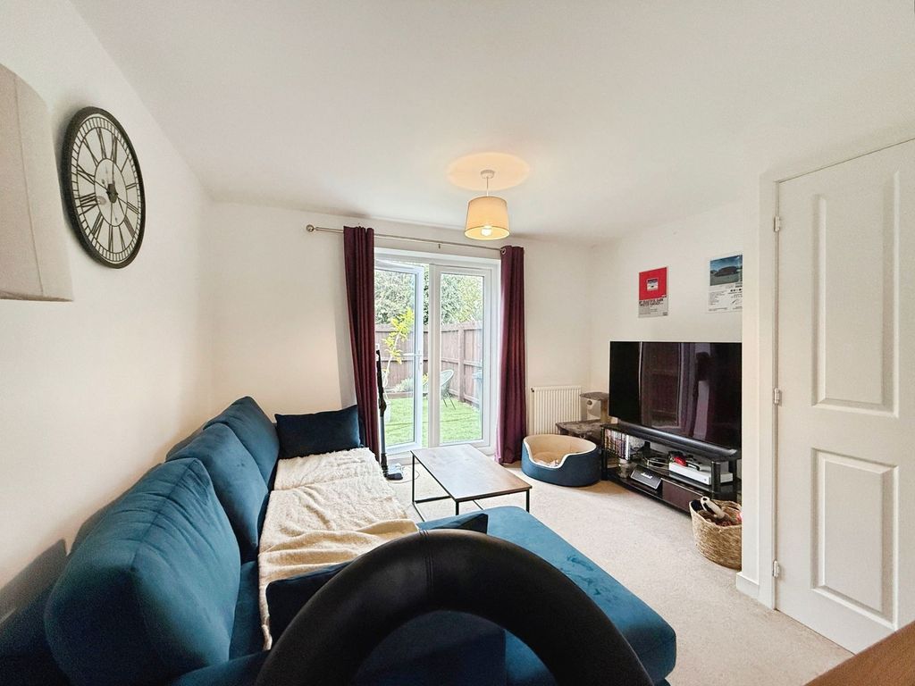 Property photo 3 of 12