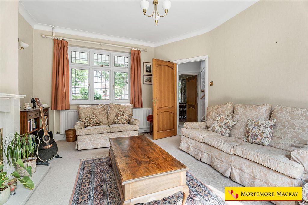 Property photo 2 of 26 16_83658_Watermarked.Jpg