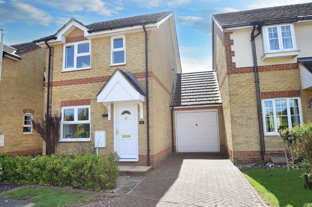 Property photo 1 of 12