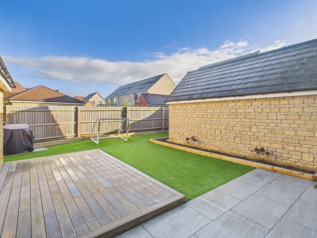 Property photo 3 of 15