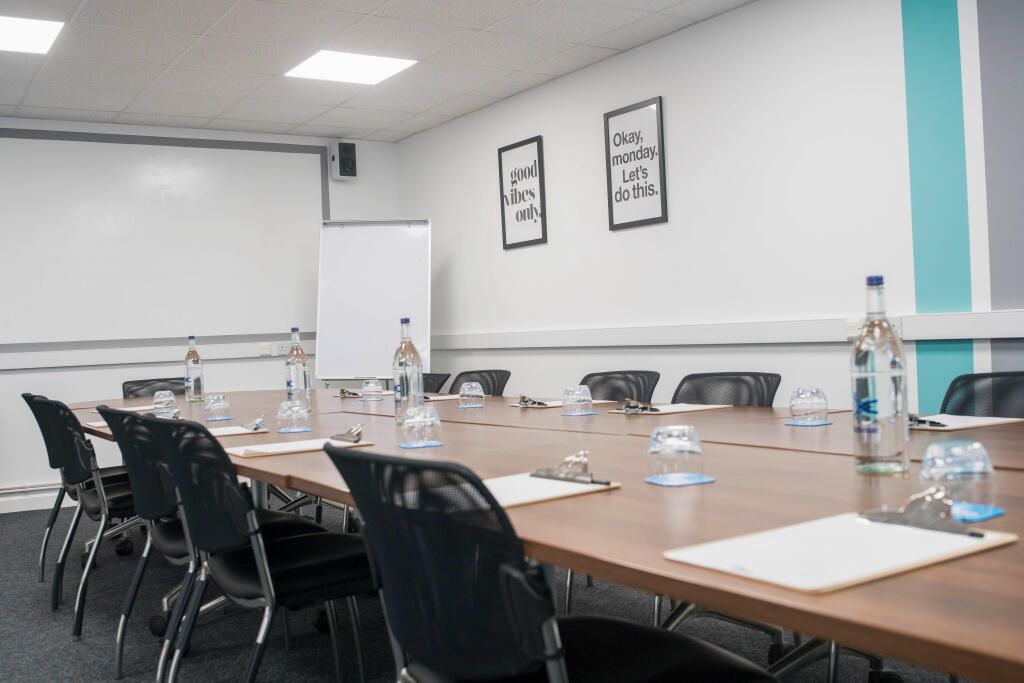 Property photo 2 of 20 Meeting Room