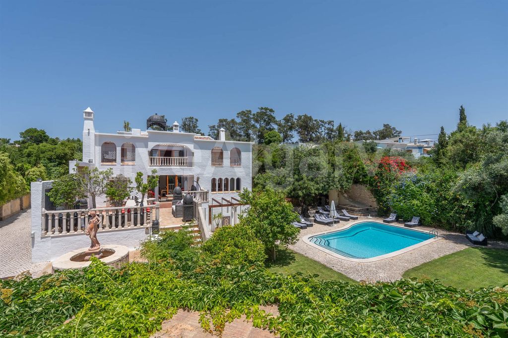Property photo 1 of 100 Luxury | Beautiful Spacious T7 Villa At Carvoeiro For Sale - Lagoa