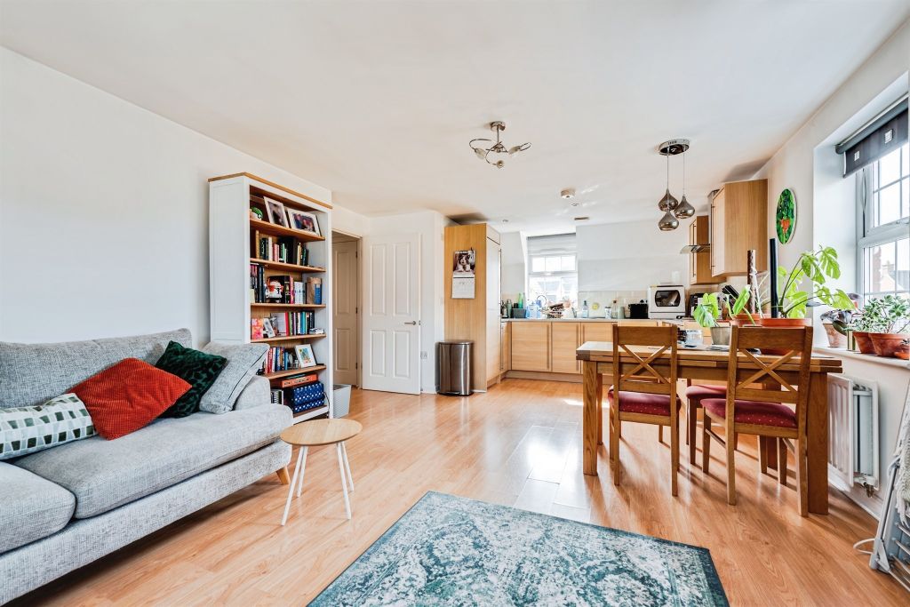 Property photo 3 of 10