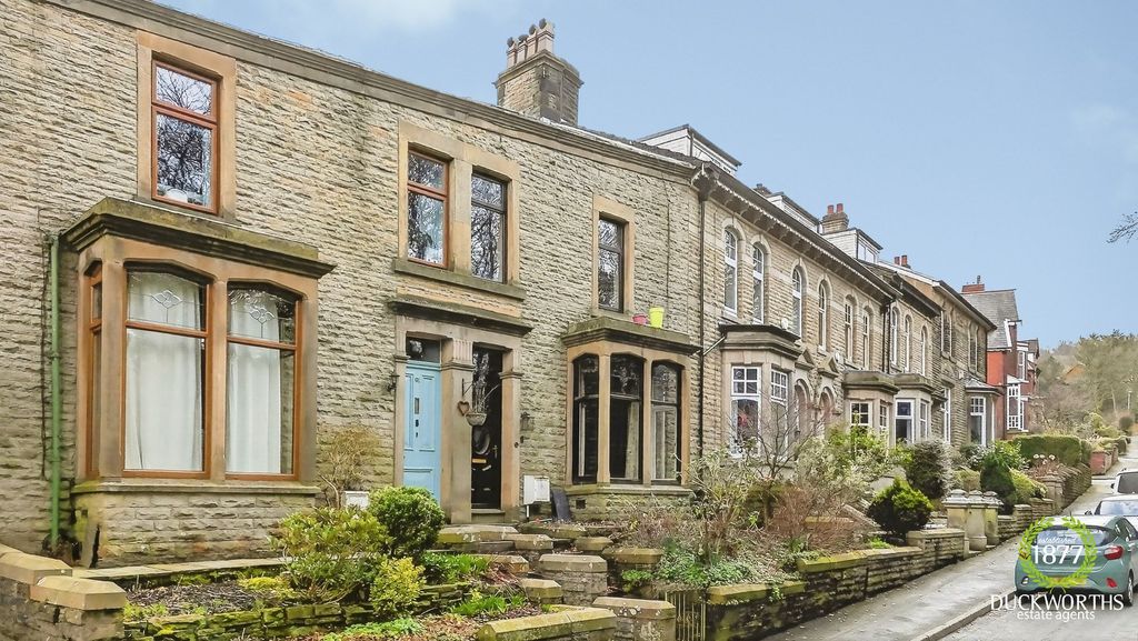 Property photo 1 of 24