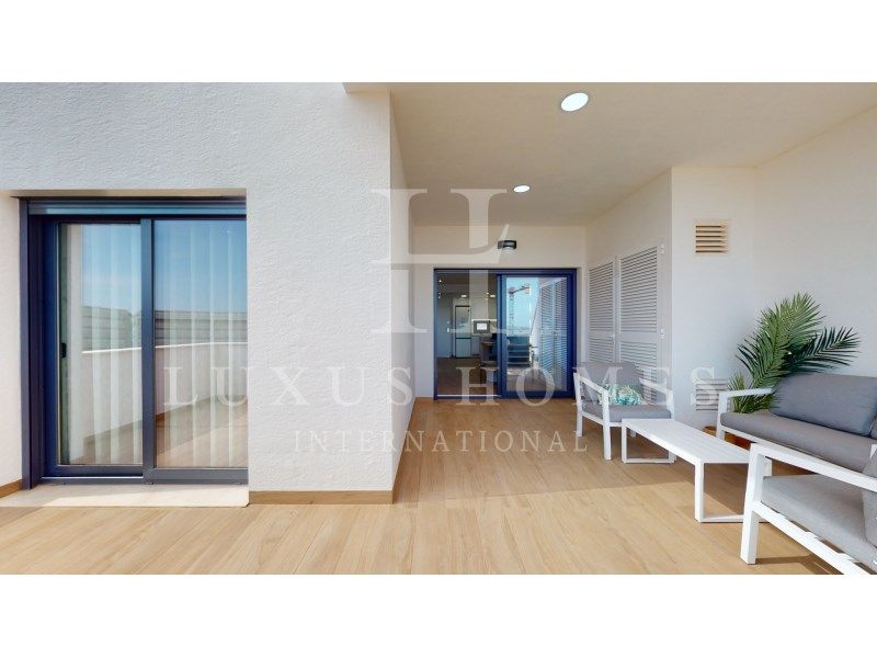 Property photo 3 of 28