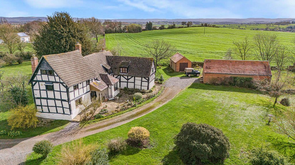 Property photo 1 of 36