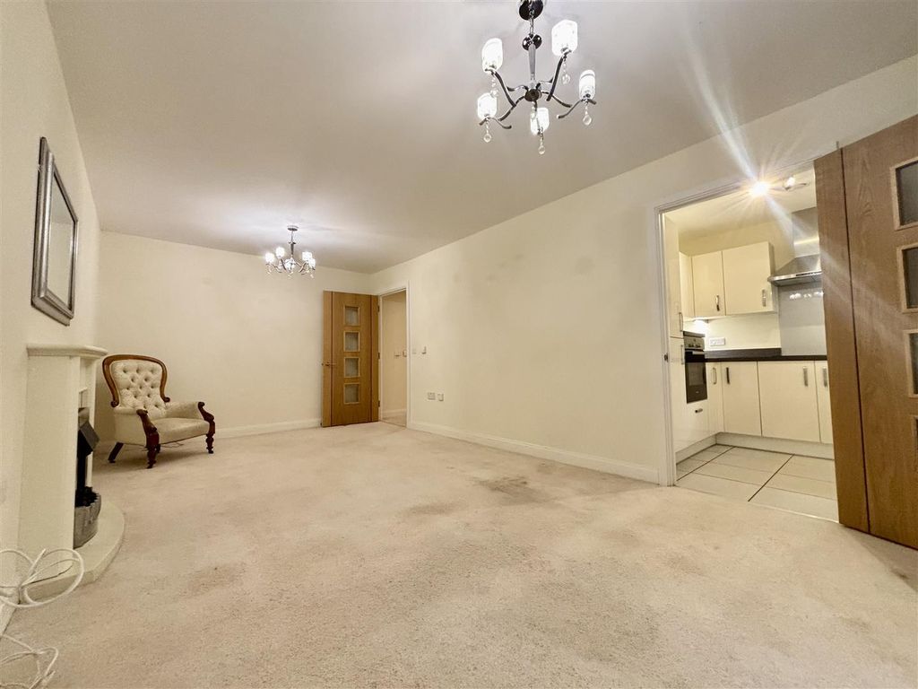 Property photo 2 of 21 Img_2596.Jpeg