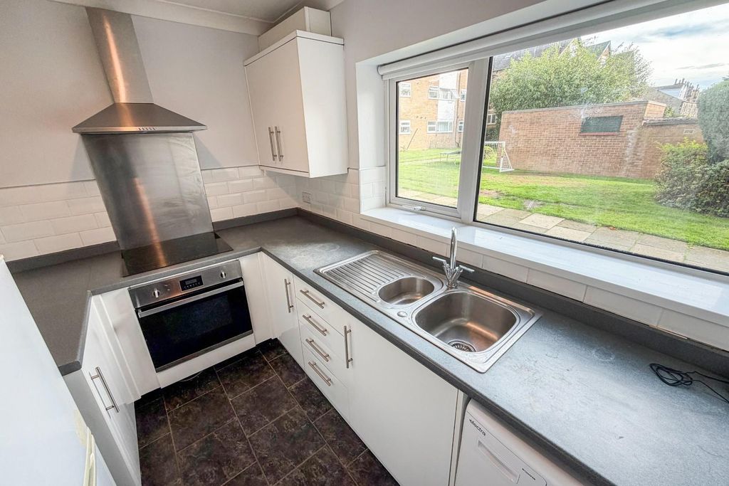 Property photo 3 of 12 3.Jpg