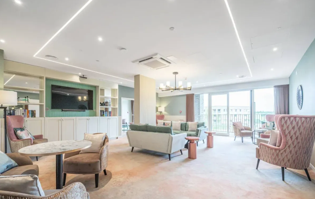 Property photo 2 of 9