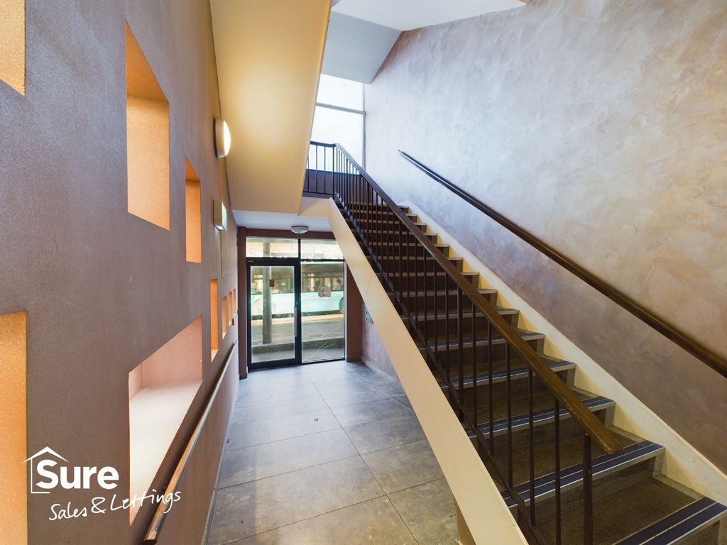 Property photo 3 of 6 5186472