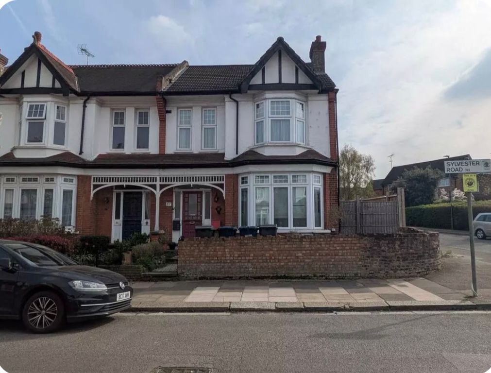 Property photo 1 of 8