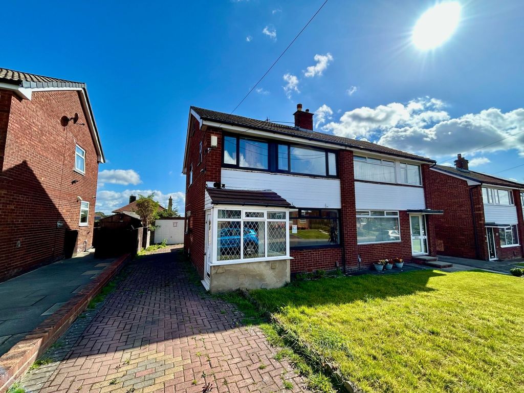 Property photo 1 of 1