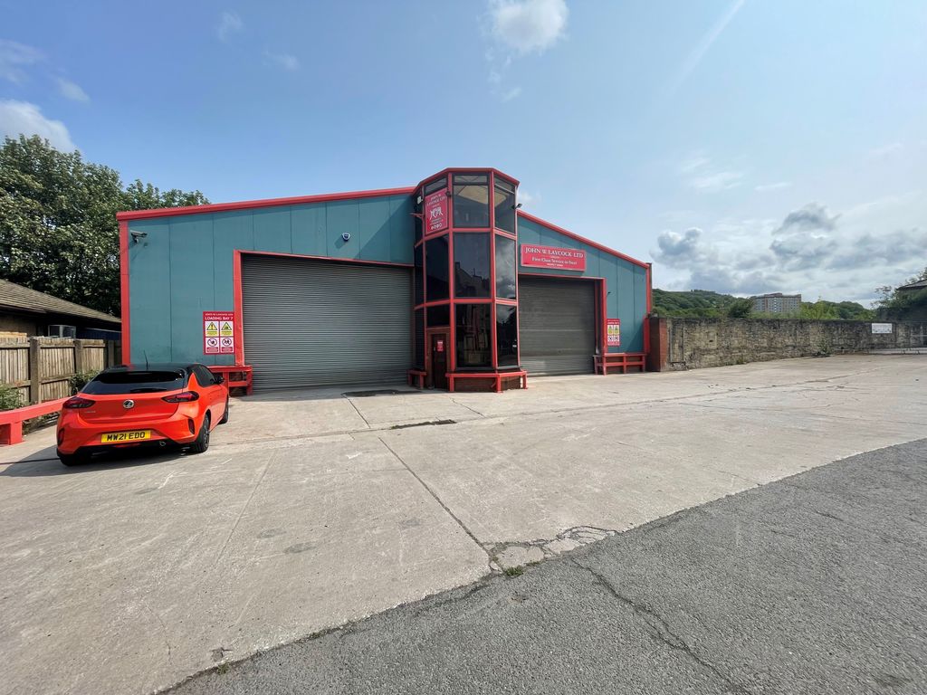 Property photo 1 of 4