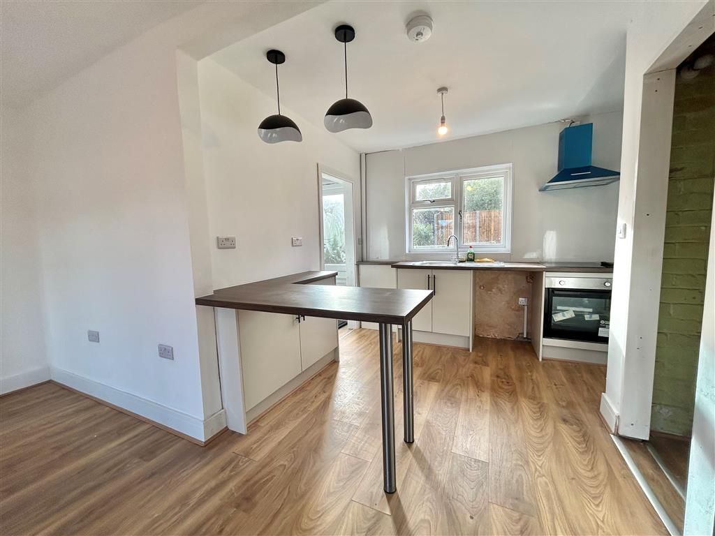 Property photo 2 of 16 Image