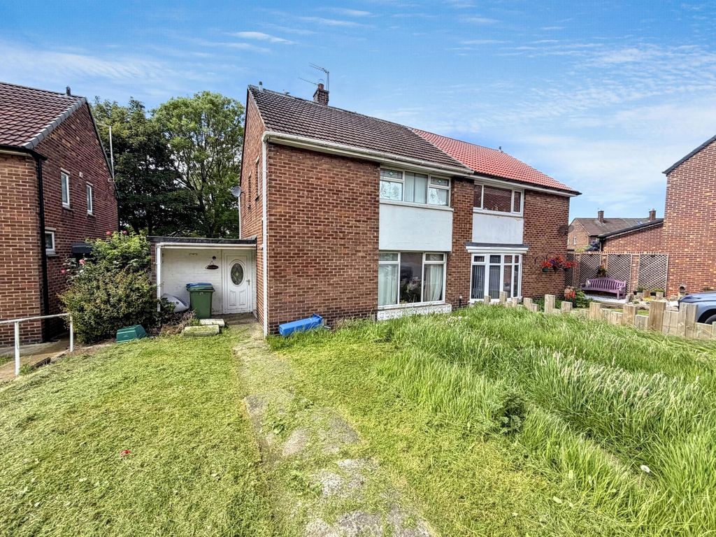 Property photo 1 of 12