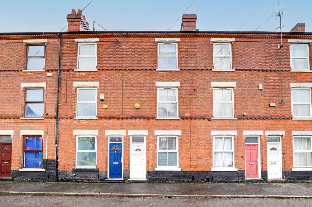 Property photo 1 of 21