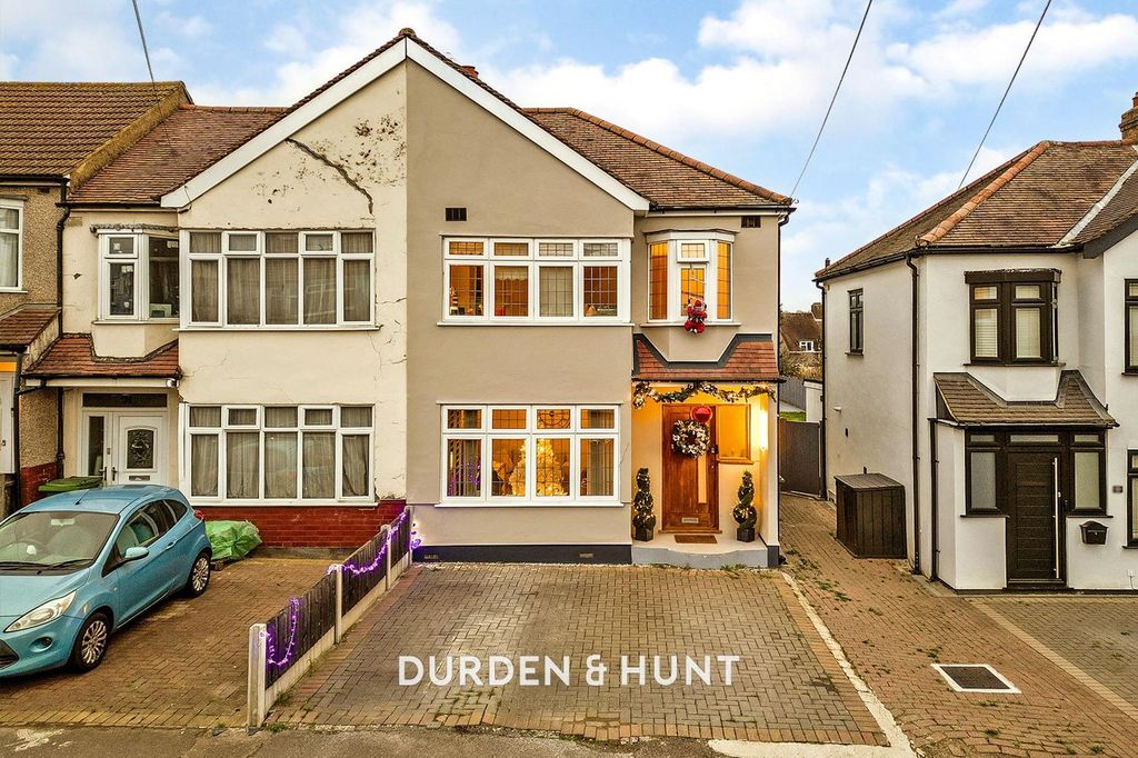 Property photo 1 of 27 Faircross-50.1.Jpg