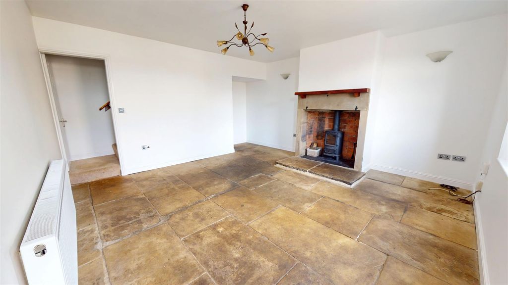 Property photo 3 of 10 Living Room