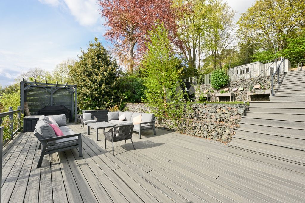 Additional image 30 of 5 bed detached house for saleDrakes Close, Esher, Surrey KT10