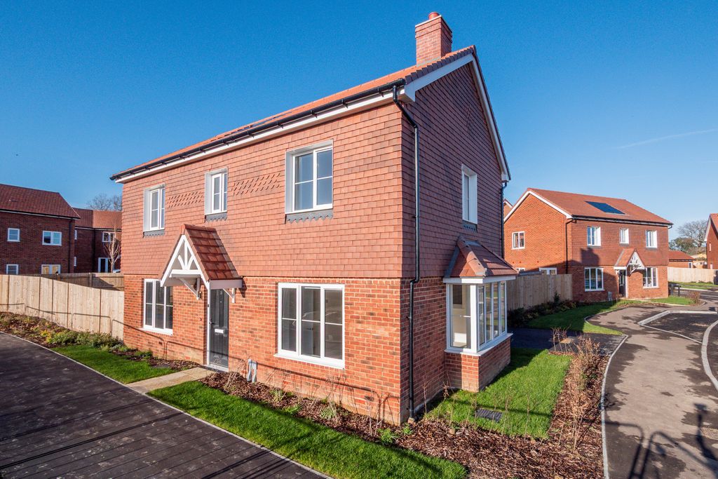 Property photo 3 of 7 Photo