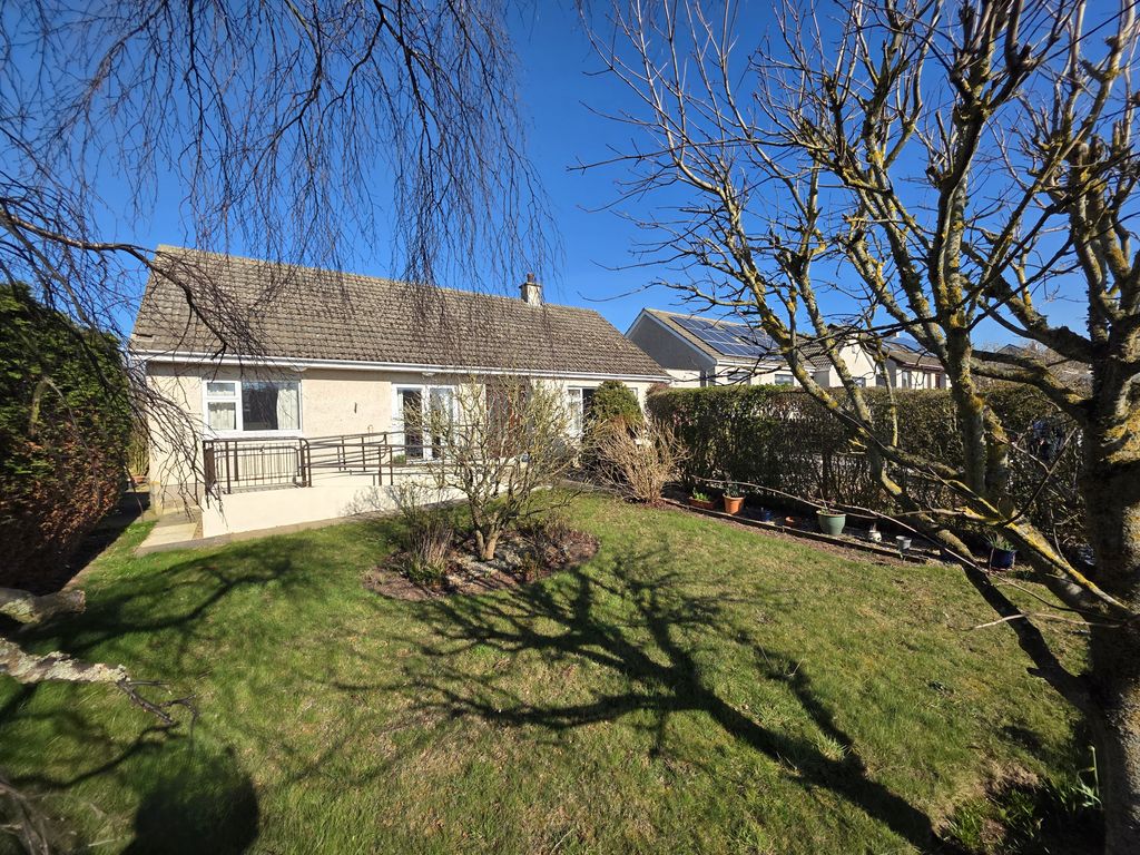 Property photo 2 of 19