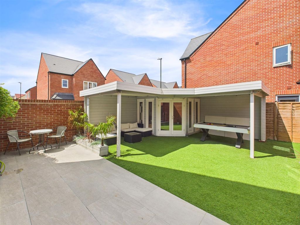 Property photo 3 of 24