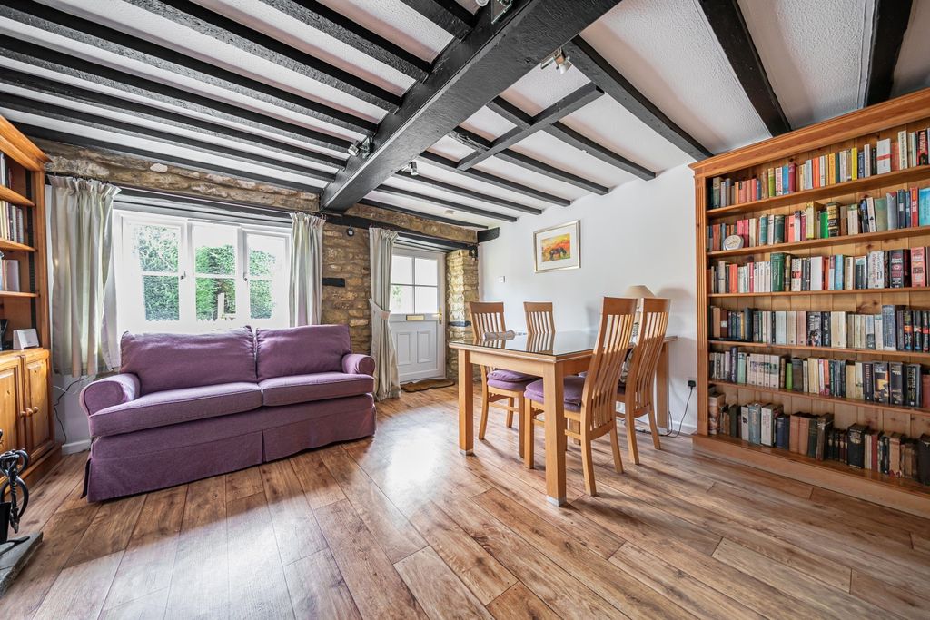 Property photo 2 of 13 1194977 (2)