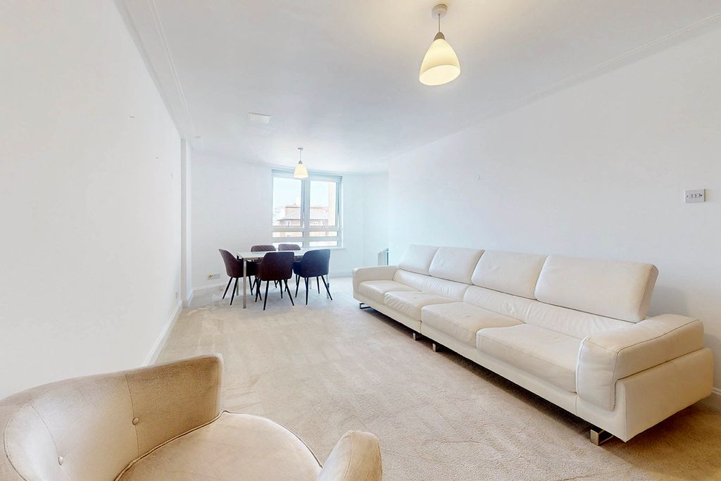 Property photo 1 of 16 Picture No. 34