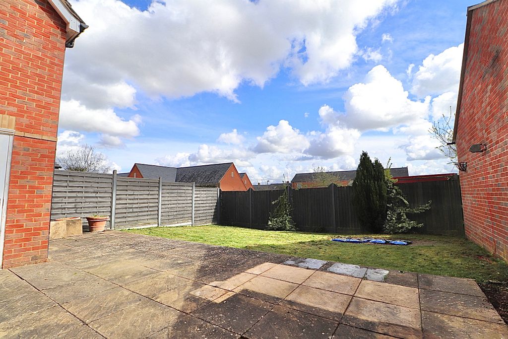 Property photo 3 of 15