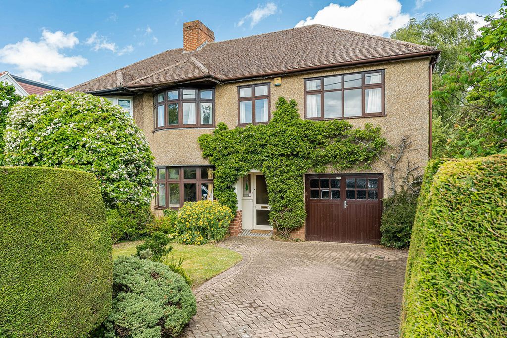 Property photo 1 of 23