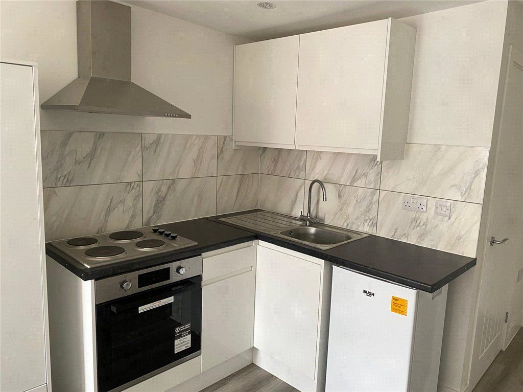 Property photo 2 of 4 Kitchen